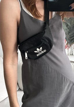 Adidas Trefoil Fanny Pack / Waist Bag / Crossbody Bag /