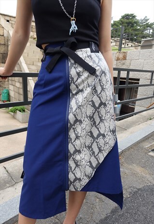 SNAKE SKIRT WITH REFLECTIVE TAPES (REFLECTS WITH FLASH)