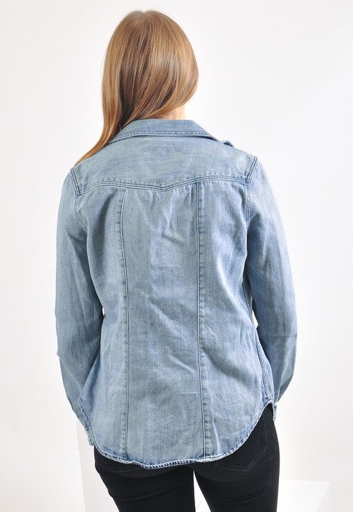 garment image