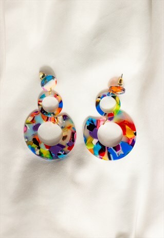 RAINBOW RESIN CIRCLE CUT OUT DANGLE EARRINGS