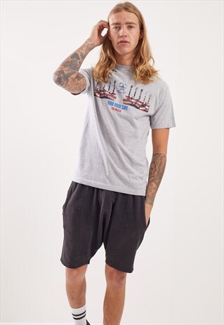 VINTAGE HARD ROCK CAFE T-SHIRT