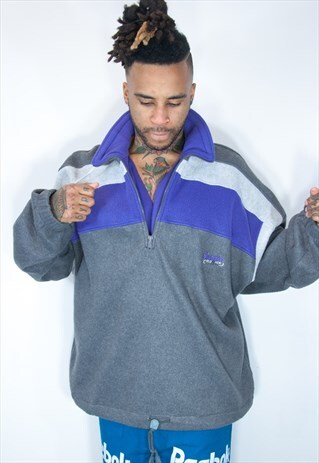 RARE CHAMPION NAVY VINTAGE FLEECE