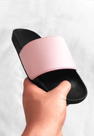 54 FLORAL STAPLE HOLIDAY SLIDERS - PINK/BLACK