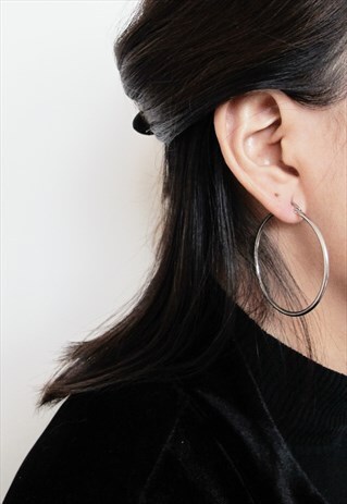 CLASSIC SILVER HOOP ROUND EARRINGS (SURGICAL STEEL)