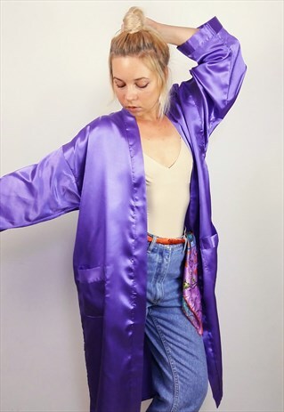 VINTAGE 90'S SILKY KIMONO ROBE IN PURPLE