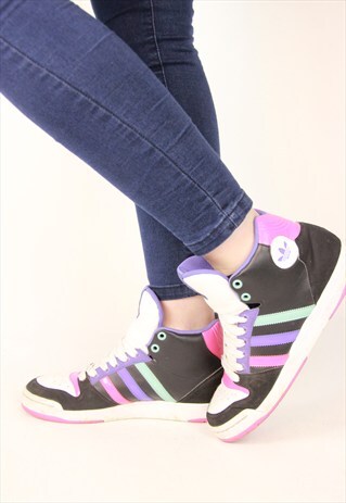 VINTAGE ADIDAS TRAINERS