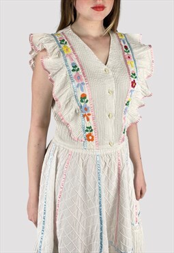 70's White Cotton Skirt Ruffle Embroidery Co Ordinate Set