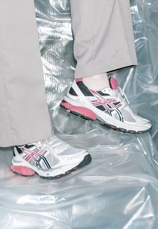 ASICS VINTAGE GEL SNEAKERS