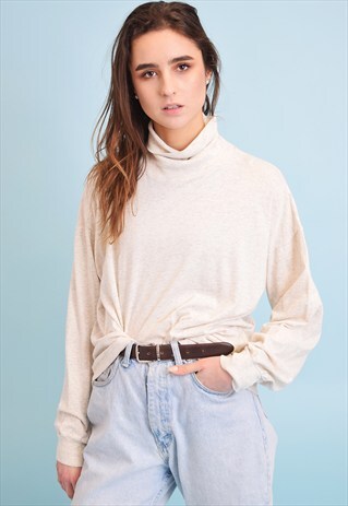 90'S RETRO NEUTRAL TURTLENECK TOP JUMPER IN OFF-WHITE