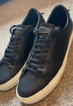 Givenchy Low Leather Trainers