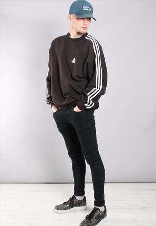 VINTAGE ADIDAS SWEATSHIRT