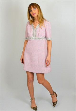 VINTAGE 1960S PASTEL PINK & SILVER CRIMPLENE MINI DRESS