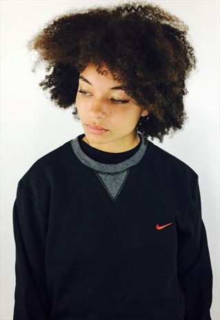 NIKE SWOOSH EMBROIDERED SWEATSHIRT