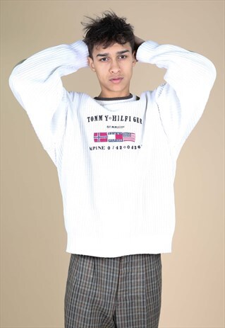 RARE WHITE CHUNKY KNIT BIG LOGO CREW NECK EMBROIDERED JUMPER