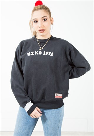 VINTAGE 90'S NIKE SWEATSHIRT / S2168