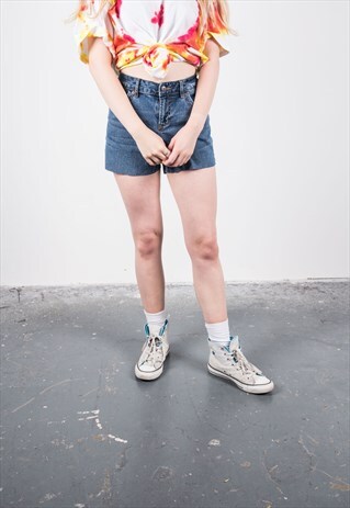 VINTAGE 1990S BLUE DENIM SHORTS