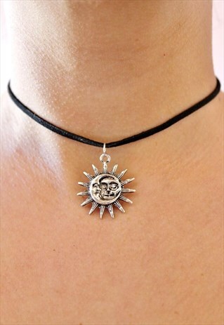 BLACK SUN & MOON CHOKER