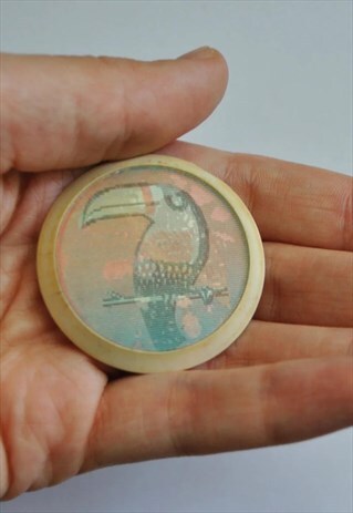 VINTAGE 3D BIRD PLASTIC SOVIET PIN 