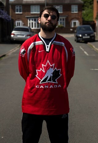 VINTAGE NIKE CANADA NHL HOCKEY JERSEY