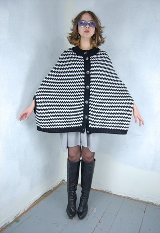 VINTAGE Y2K CROCHET KNITTED STRIPPED PONCHO IN BLACK WHITE