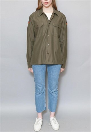 VINTAGE 1990'S LONG SLEEVED GREEN ARMY SHIRT