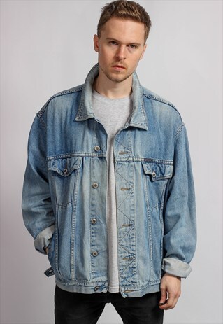 VINTAGE DENIM JACKET