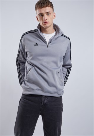 VINTAGE ADIDAS 1/4 ZIP SWEATSHIRT