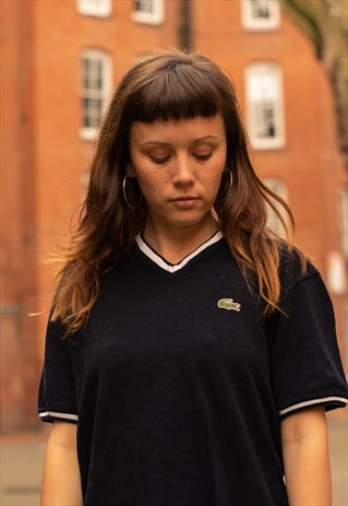 VINTAGE 90S LACOSTE LOGO V NECK T SHIRT IN BLACK AND WHITE