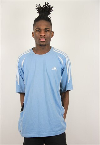 VINTAGE ADIDAS TSHIRT