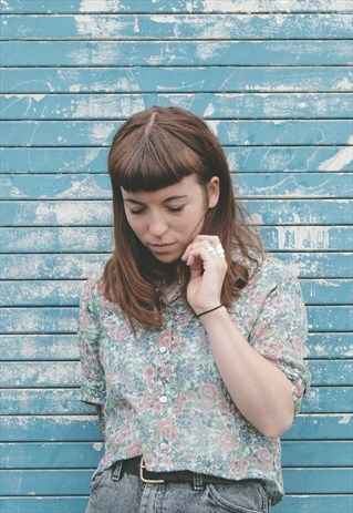 VINTAGE 90'S CROPPED FLORAL BLOUSE