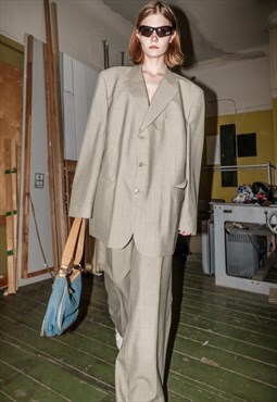 90's Vintage classy girlboss oversized suit in tea green