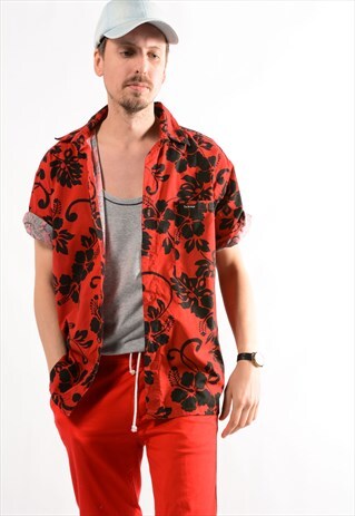 VINTAGE HAWAIIAN SHIRT.