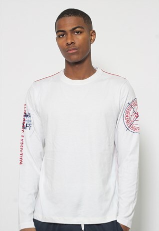 VINTAGE NAPAPIJRI LONG SLEEVE T-SHIRT