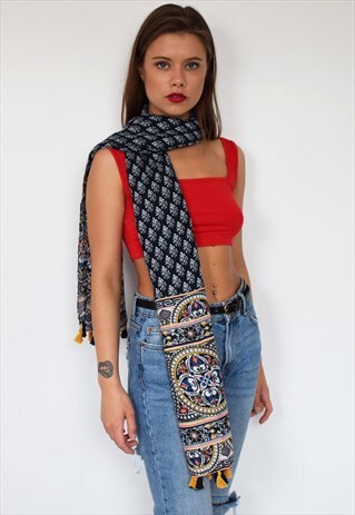 ETHNIC PRINT NAVY BLUE SCARF