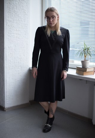 VINTAGE 80'S MIDI BLACK LONG SLEEVES DRESS