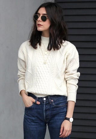 ESSENTIAL CABLE KNIT JUMPER
