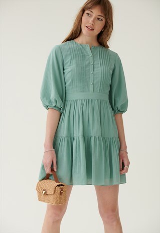 marketplace frill