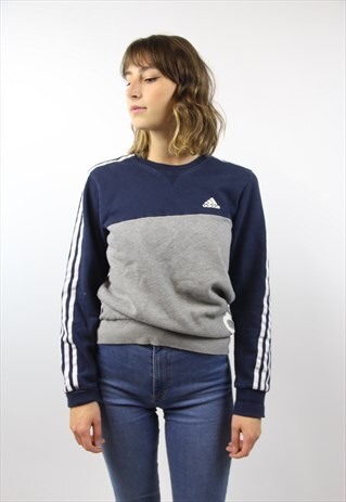 VINTAGE ADIDAS SWEATSHIRT