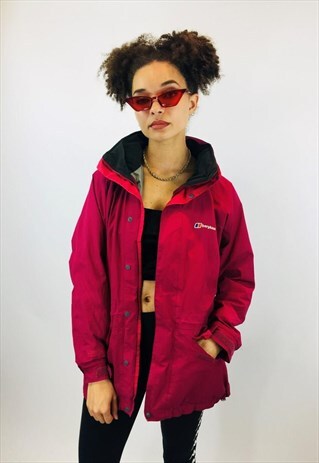VINTAGE BERGHAUS GORE TEX WATERPROOF COAT