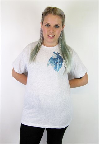 MERMAID HEART ASH GREY POCKET TEE