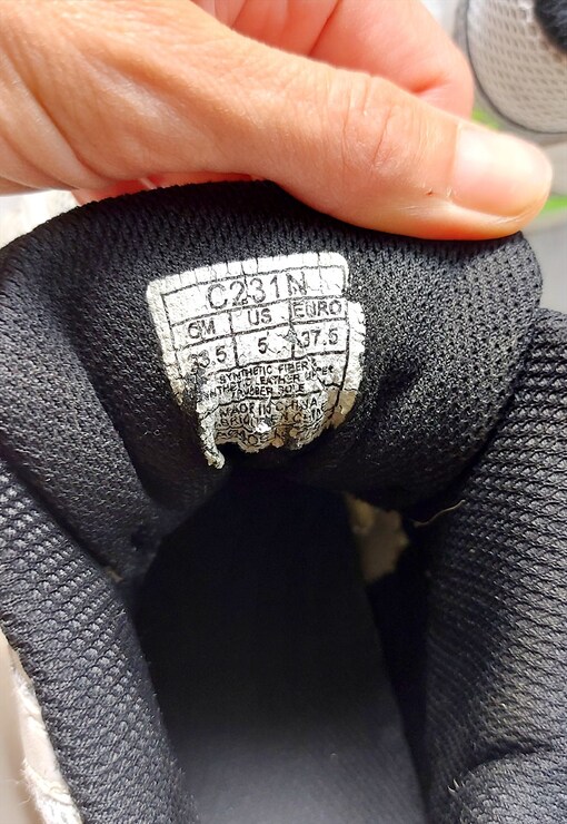 garment image
