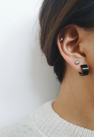 BLACK (SURGICAL STEEL) HUGGIES EARRINGS