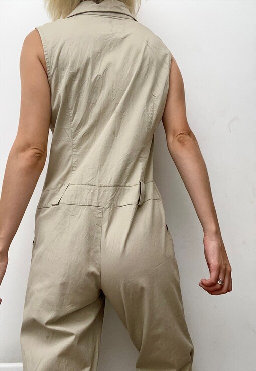 garment image