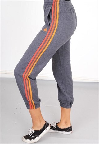 VINTAGE ADIDAS GREY TRACK PANT