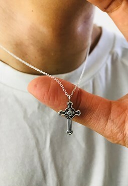 Cross- 925 Sterling Silver short  pendant  necklace for men 