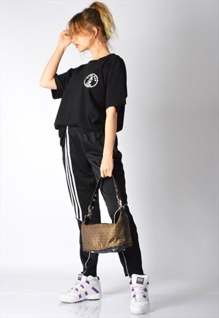 VINTAGE 90S BLACK MINIMALIST T-SHIRT