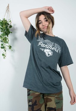 Vintage Graphic T-shirt USA Iowa Panthers Print 