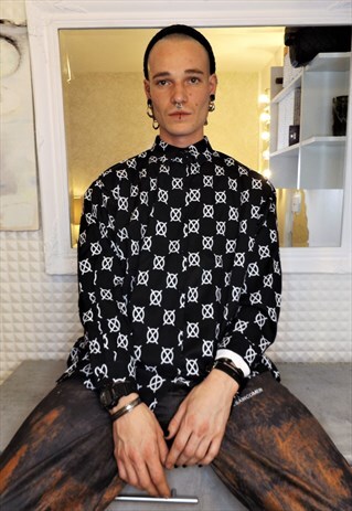 LOOSE FIT GOTHIC HARAJUKU PRINT CURVED SHIRT TOP IN BLACK