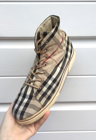 WOMENS VINTAGE BURBERRY SHOES TRAINERS IN BEIGE NOVA CHECK