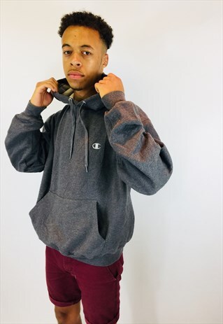 VINTAGE CHAMPION EMBROIDERED HOODIE